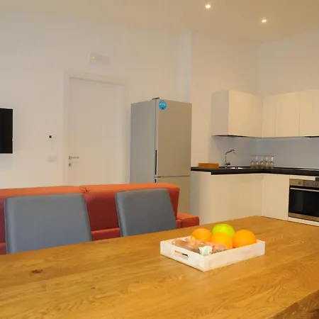 House Of Oscar شقة فندقية أدريا