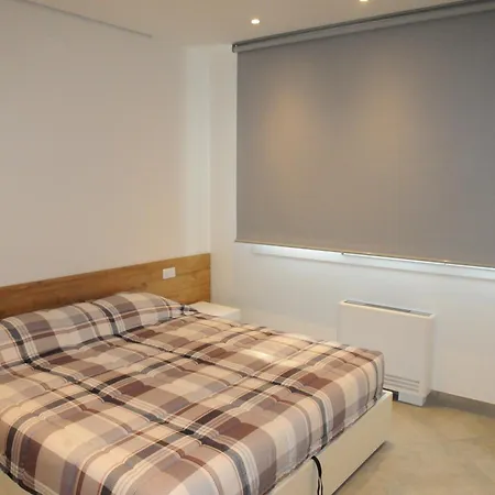 House Of Oscar أدريا